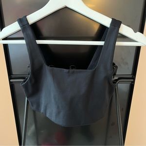 Girlfriend Collective Prism Tommy Cropped Bra in Black Size XXS